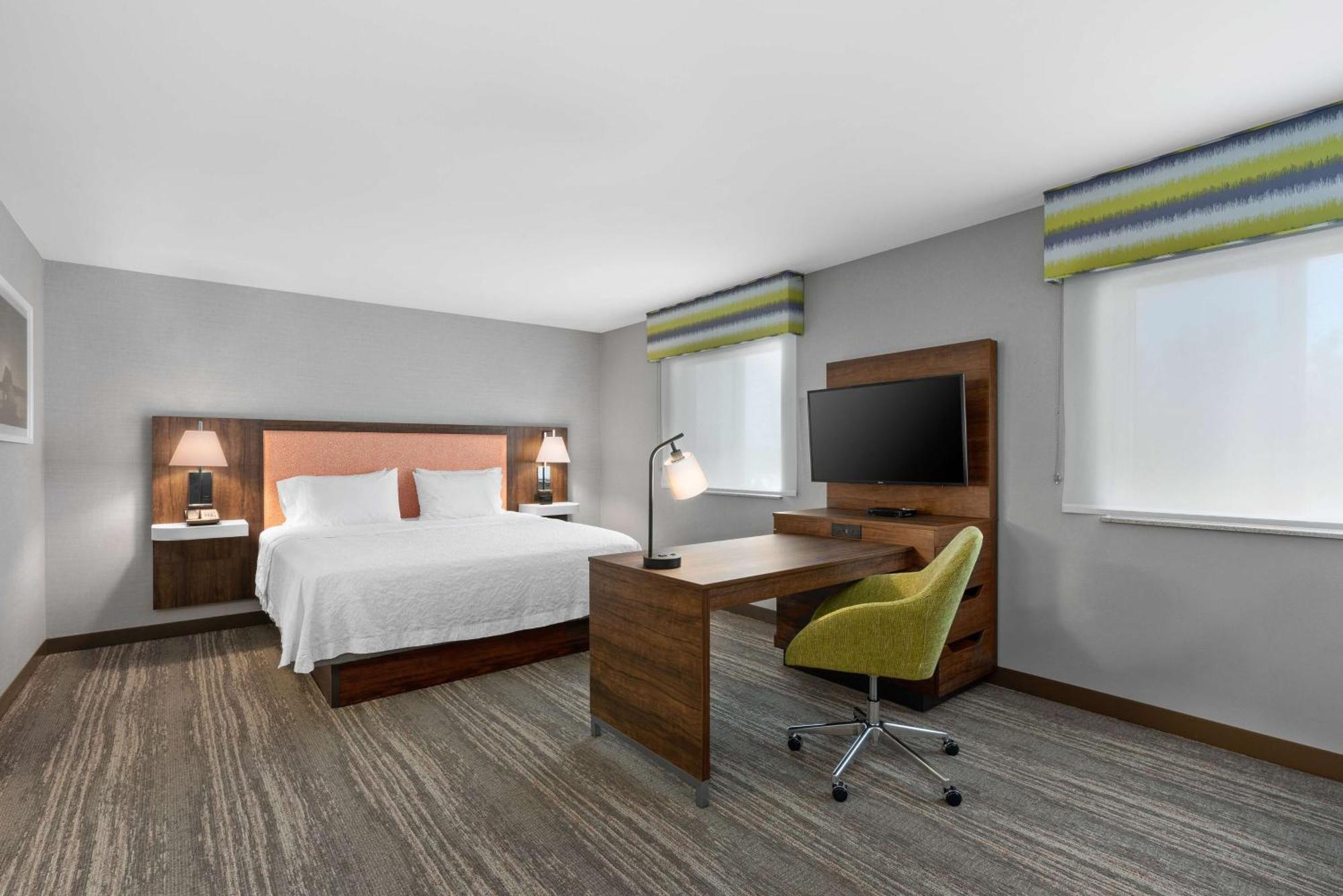 Hampton Inn & Suites Burlington Exterior foto